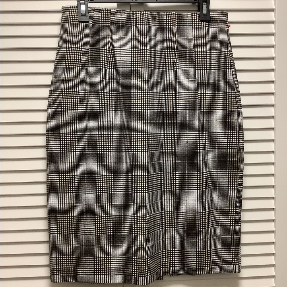 Plaid skirt